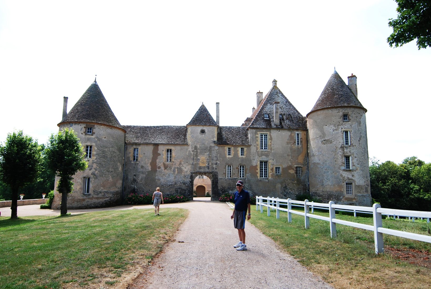 Chateau Chitry Les Mines